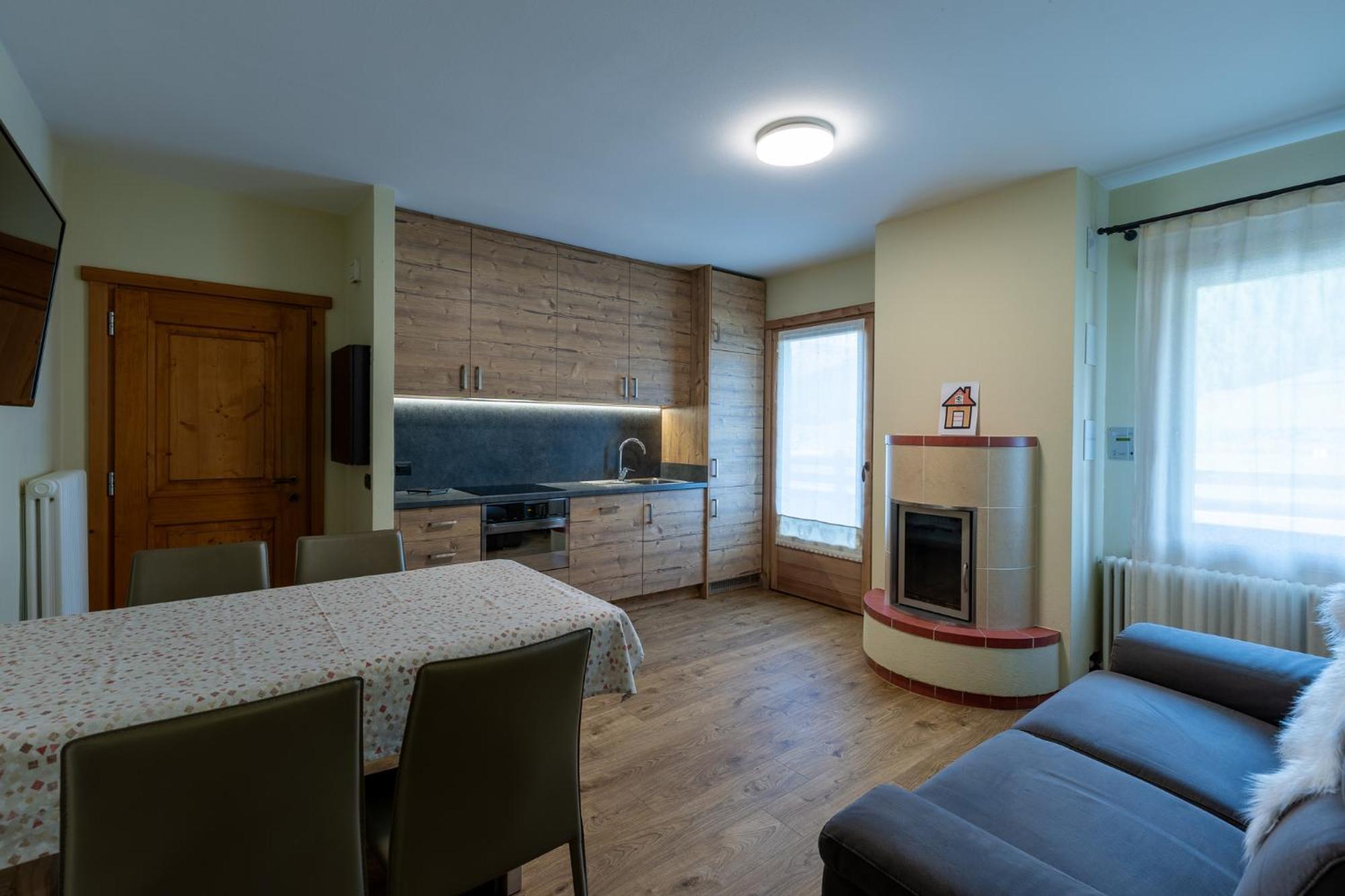 Bluebell Apartments Ливиньо Екстериор снимка